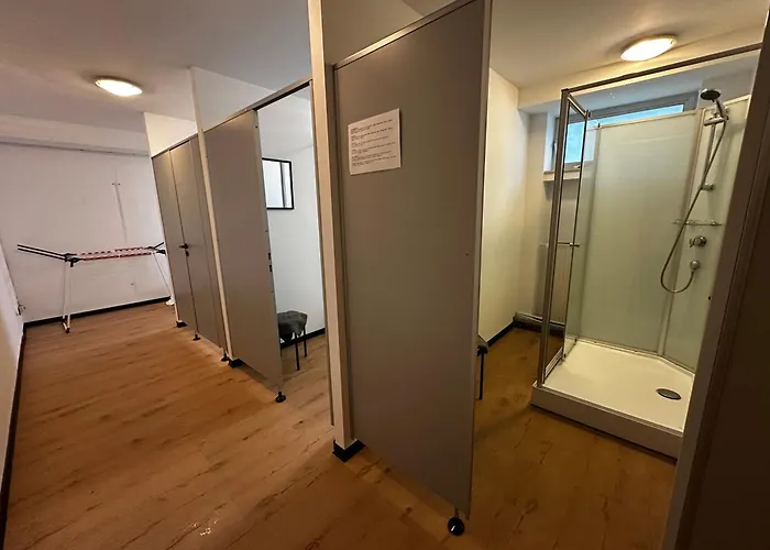 Pension Hostel Herdorf Albergue